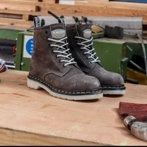 dr martens maple steel toe